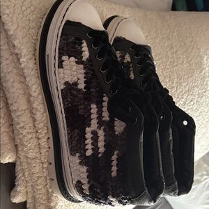 Krojay high top sneakers